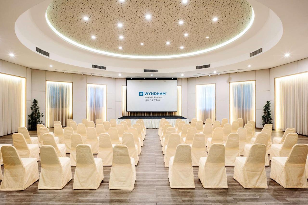 Wyndham Hua Hin Pranburi & מלון דאן פאק נאם פראם
